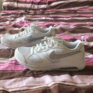 Women’s Nike Airmax